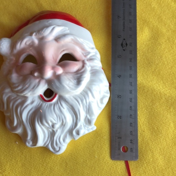 Vintage Santa mask wall decor - Picture 2 of 5